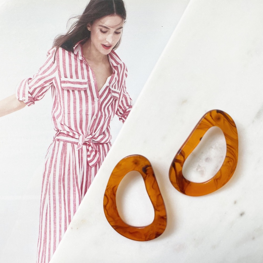 "Larsen" Earrings || Amber Geometric Statement - Picture 2 of 14